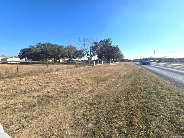 $650,000 | 18970 West Farm To Market 2790 South, Lytle, TX 78052