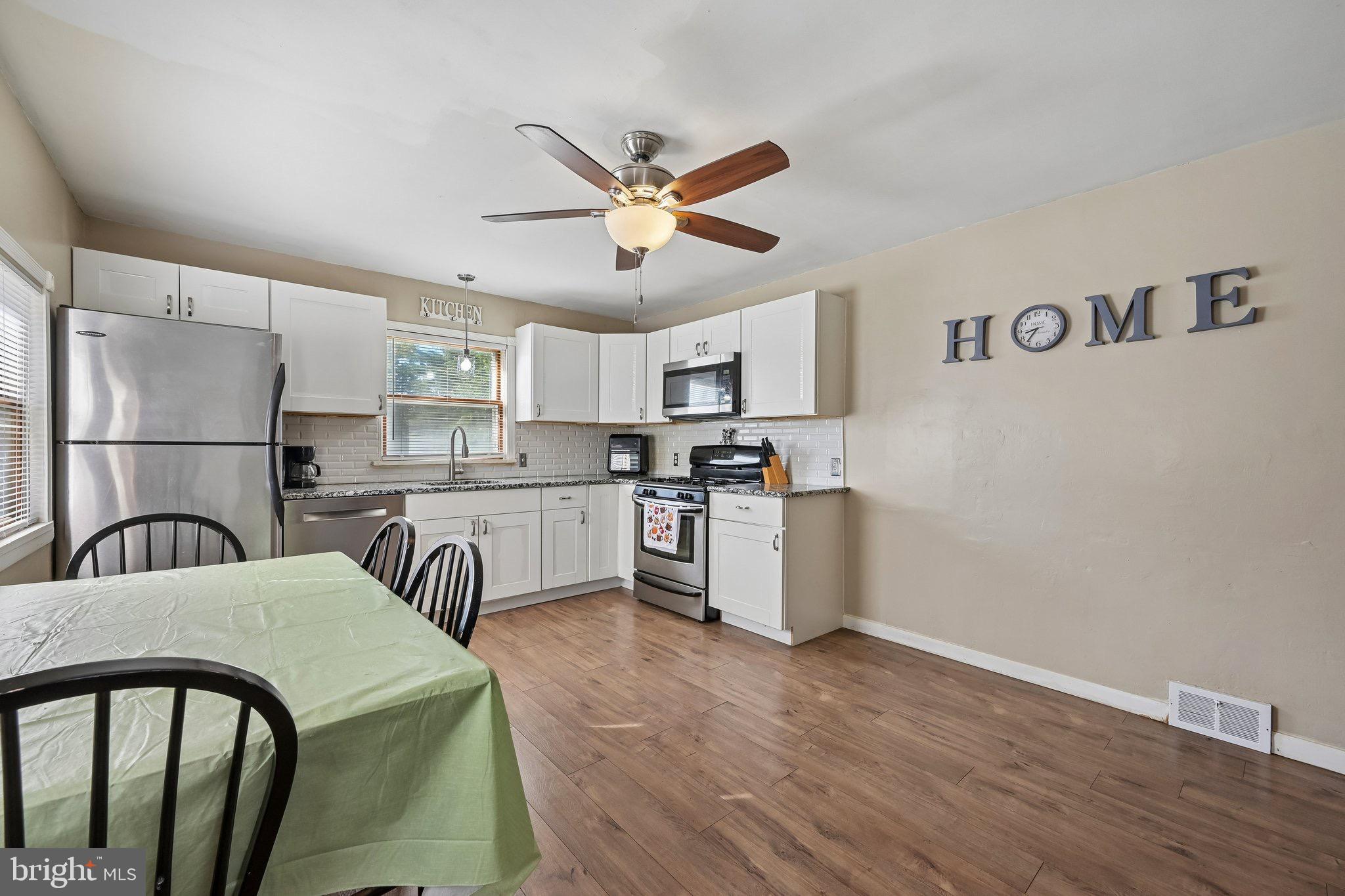 704 West Evesham Road Glendora, NJ 08029 - Photo 8 of 24 Gallery Image 8