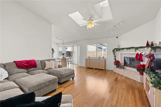 $749,900 | 781 Koval Lane, Santa Maria, CA 93455