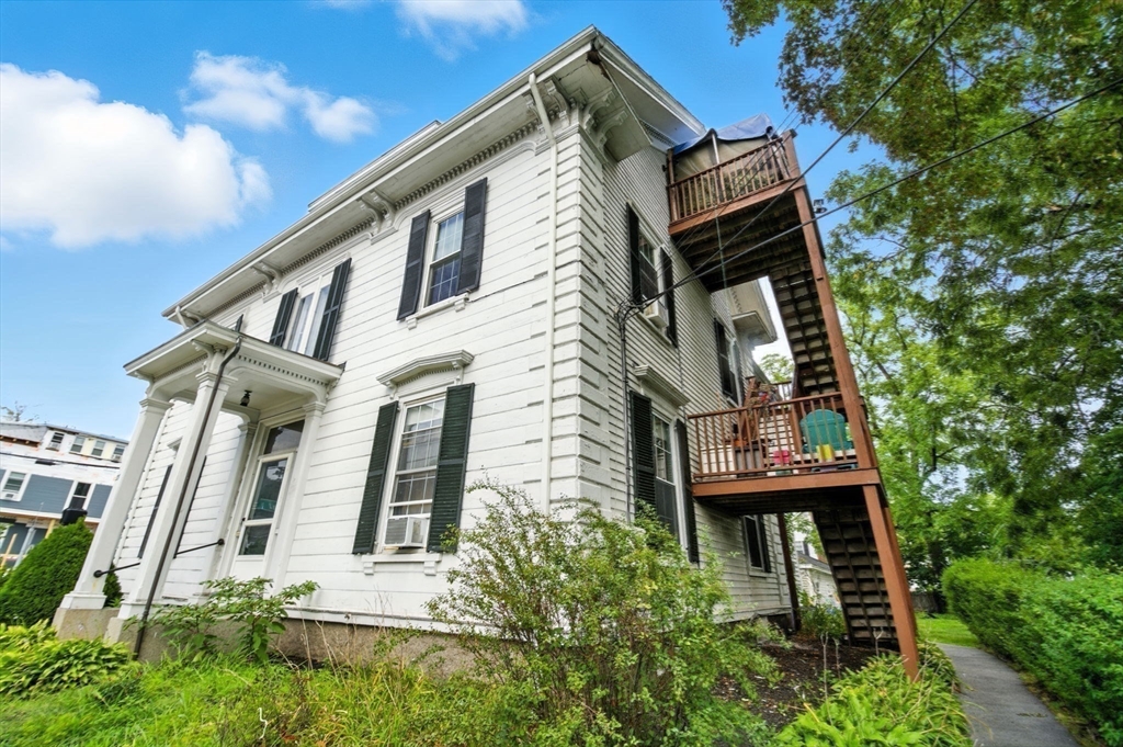 35 Locust Street, Unit 3 Danvers, MA 01923 - Photo 24 of 42