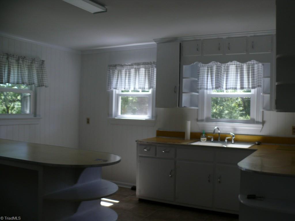 6275 Erect Road Seagrove, NC 27341 - Photo 17 of 30