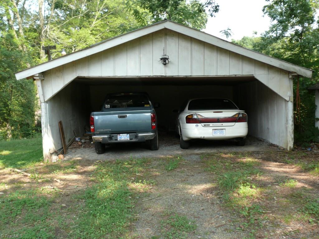 6275 Erect Road Seagrove, NC 27341 - Photo 22 of 30