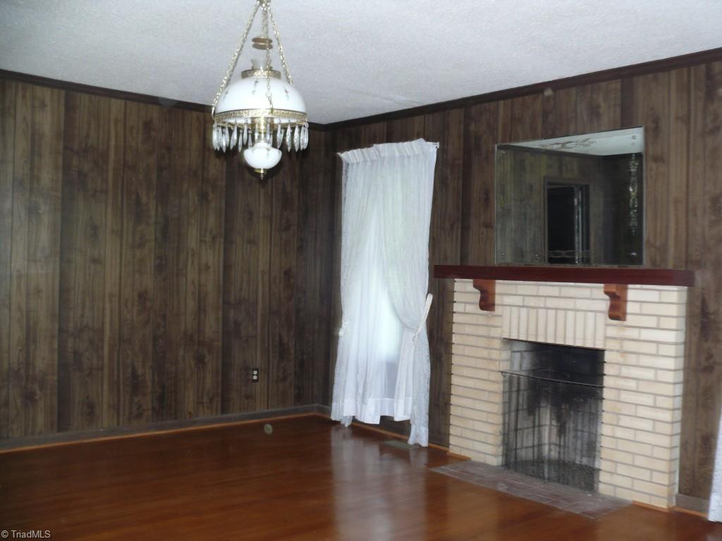 6275 Erect Road Seagrove, NC 27341 - Photo 6 of 30