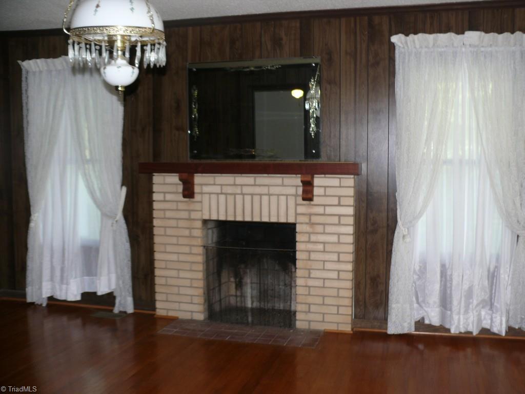 6275 Erect Road Seagrove, NC 27341 - Photo 9 of 30