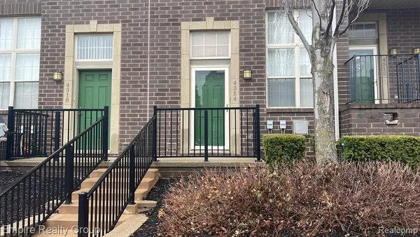 $1,700 | 4334 Schaefer Road, Dearborn, MI 48126