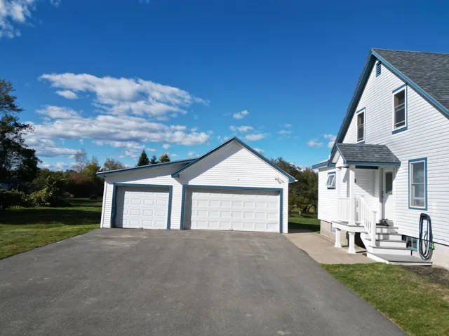 $229,000 | 2828 Lee Road, Lee, ME 04455