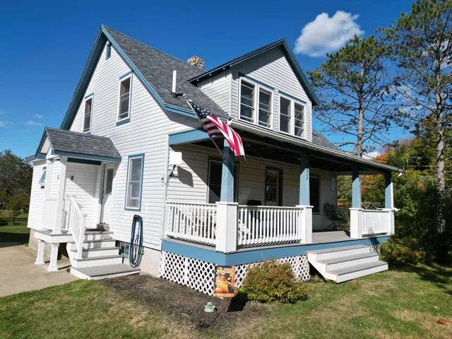 $229,000 | 2828 Lee Road, Lee, ME 04455