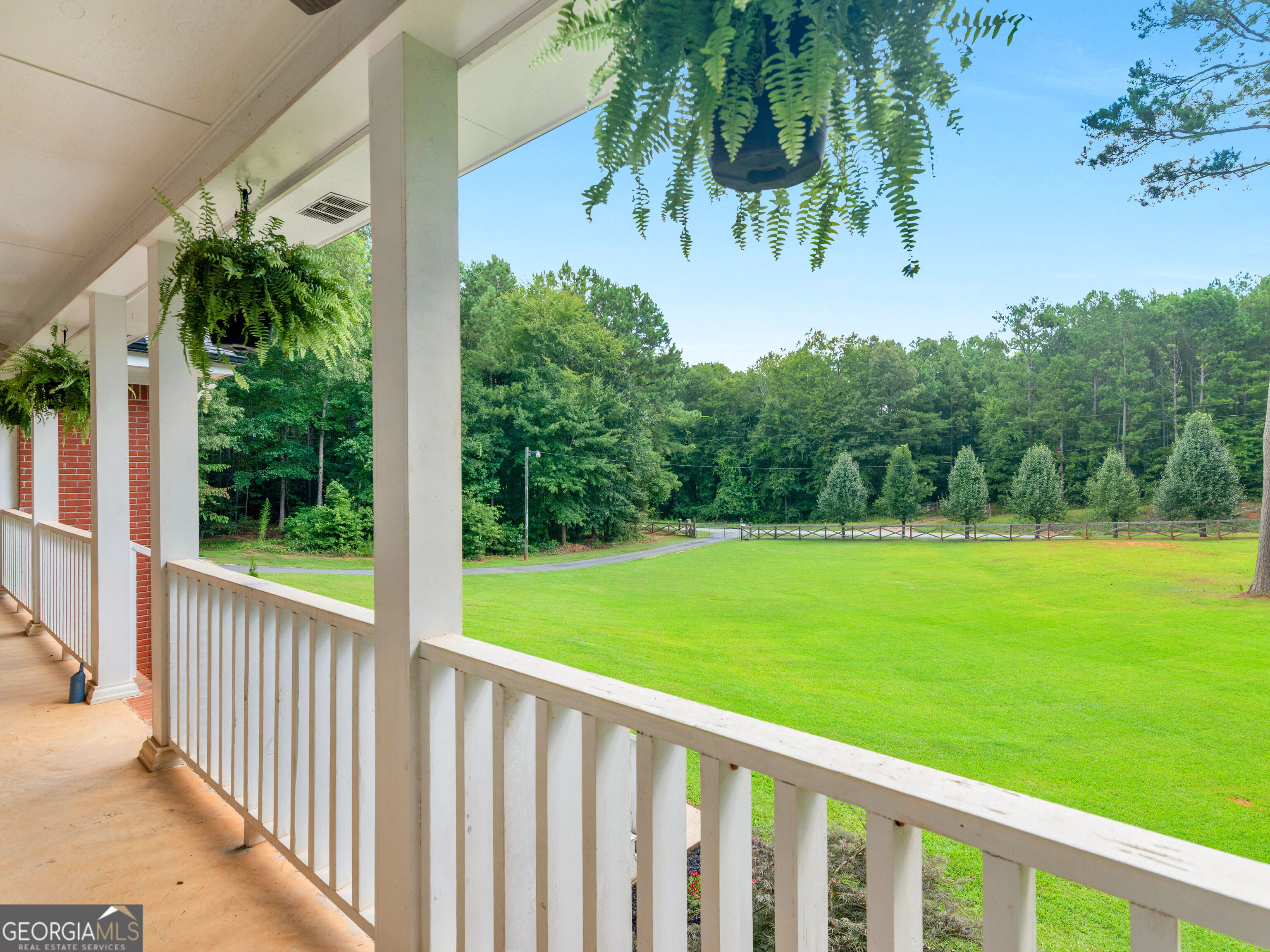 517 Hamlin Road Jackson, GA 30233 - Photo 2 of 32 Gallery Image 2
