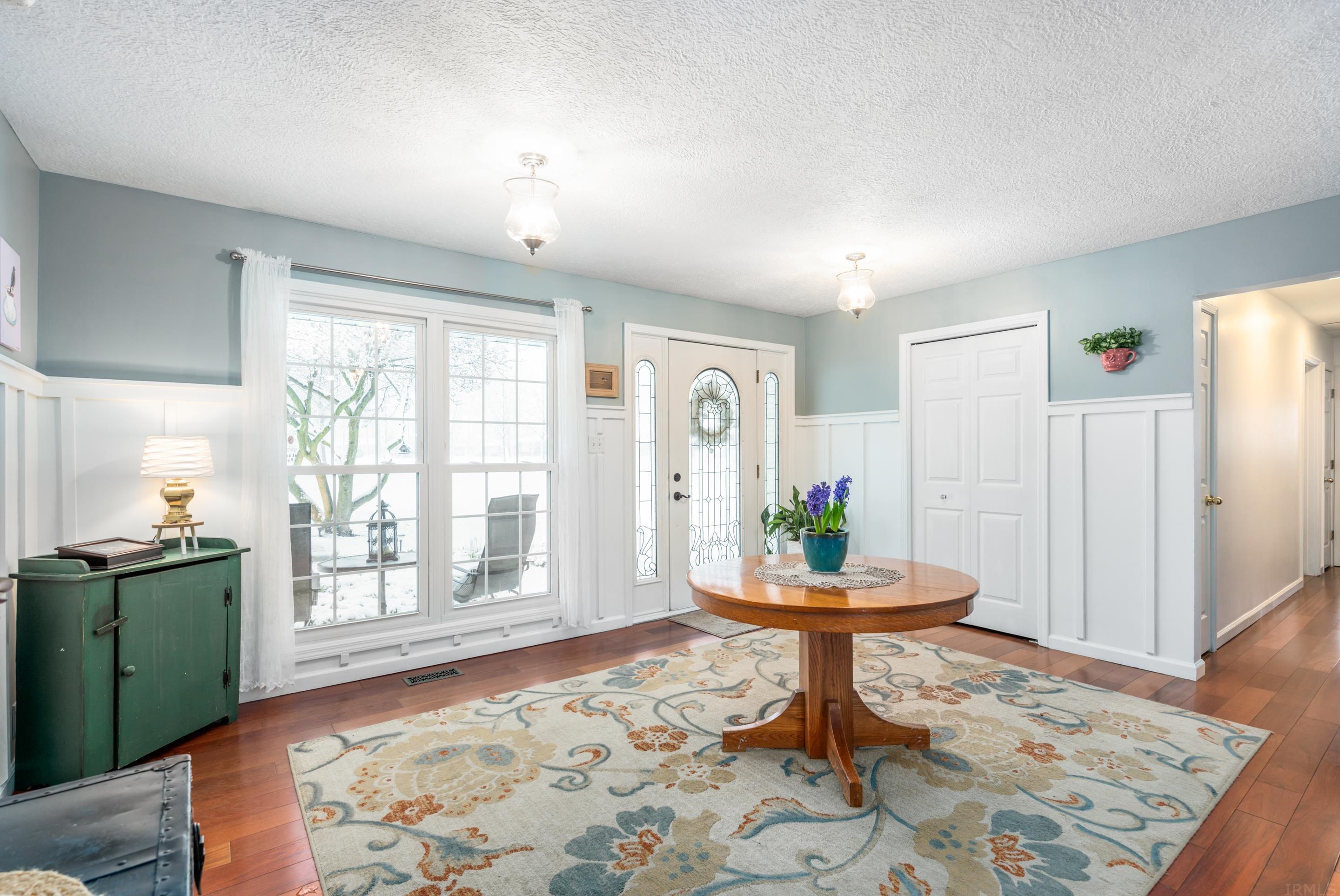 5109 North Hickory Road Muncie, IN 47303 - Photo 3 of 36 Gallery Image 3