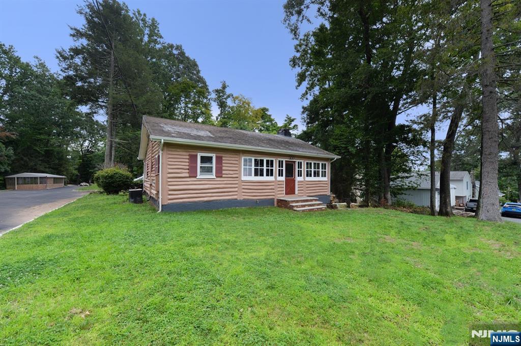 100 Tower Road Wayne, NJ 07470 - Photo 2 of 34 Gallery Image 2