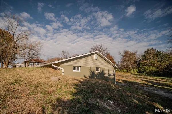 $227,500 | 8600 North Hwy Vv, Columbia, MO 65202