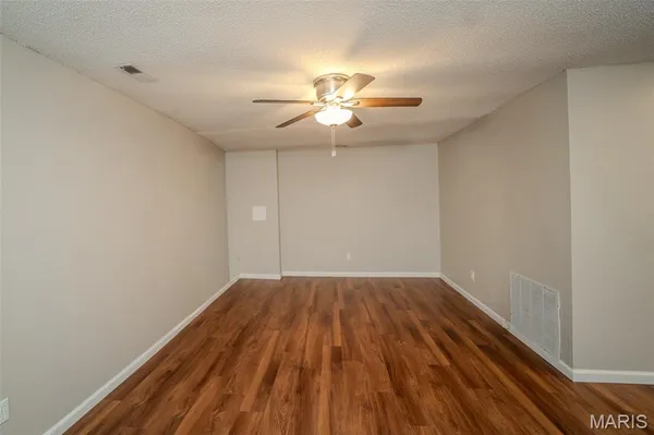 $227,500 | 8600 North Hwy Vv, Columbia, MO 65202