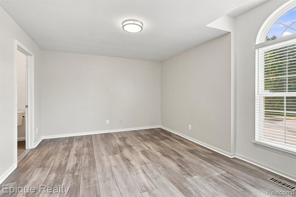 3575 Tremonte Circle Rochester, MI 48306 - Photo 14 of 25 Gallery Image 14
