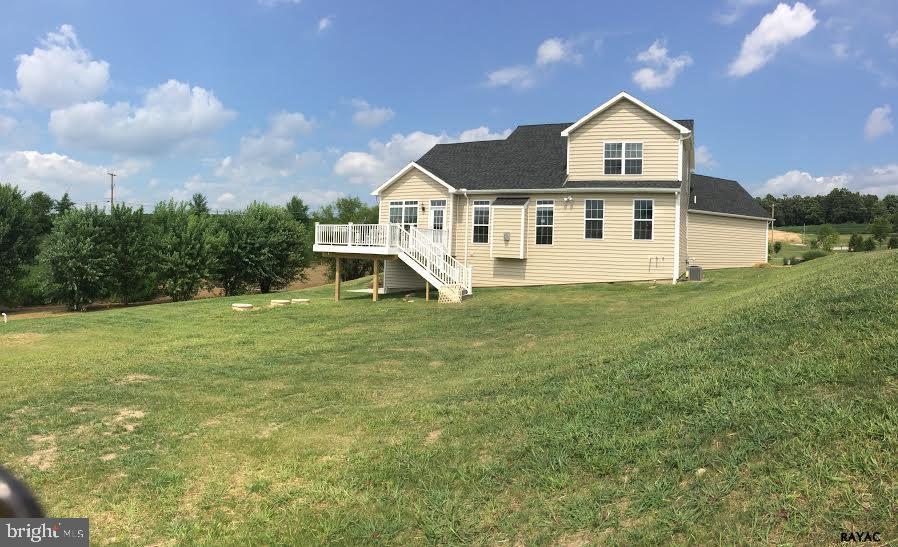 2061 Black Rock Road Hanover, PA 17331 - Photo 4 of 26