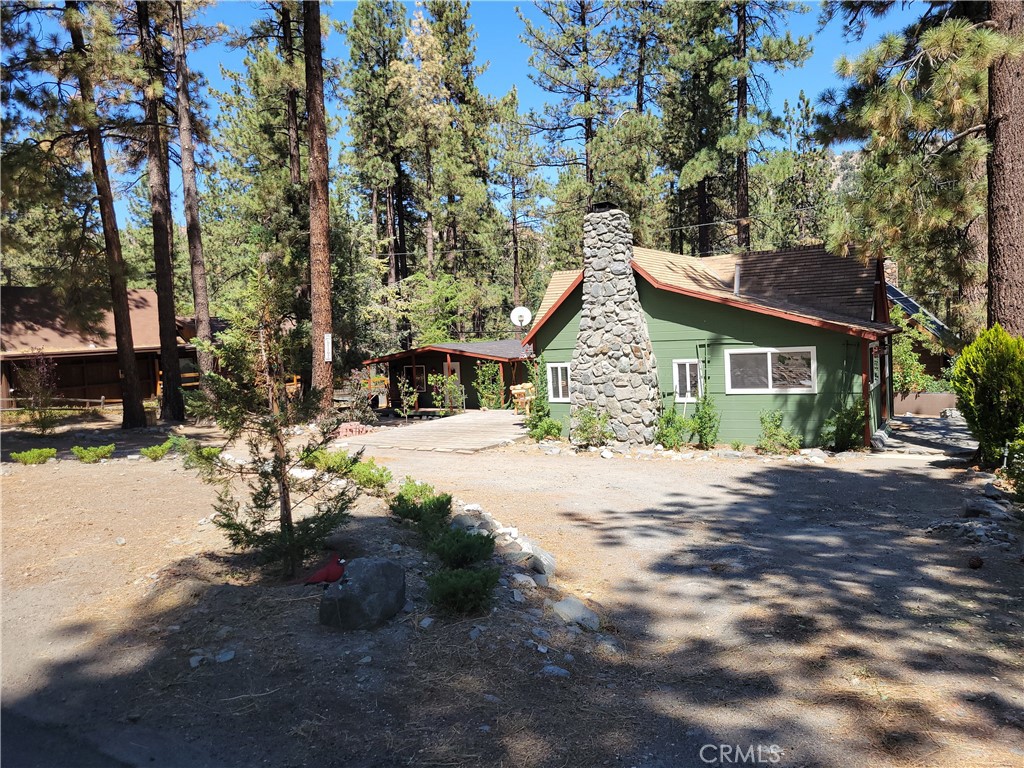 1116 Lark Road Wrightwood, CA 92397 - Photo 4 of 46 a view of house with yard