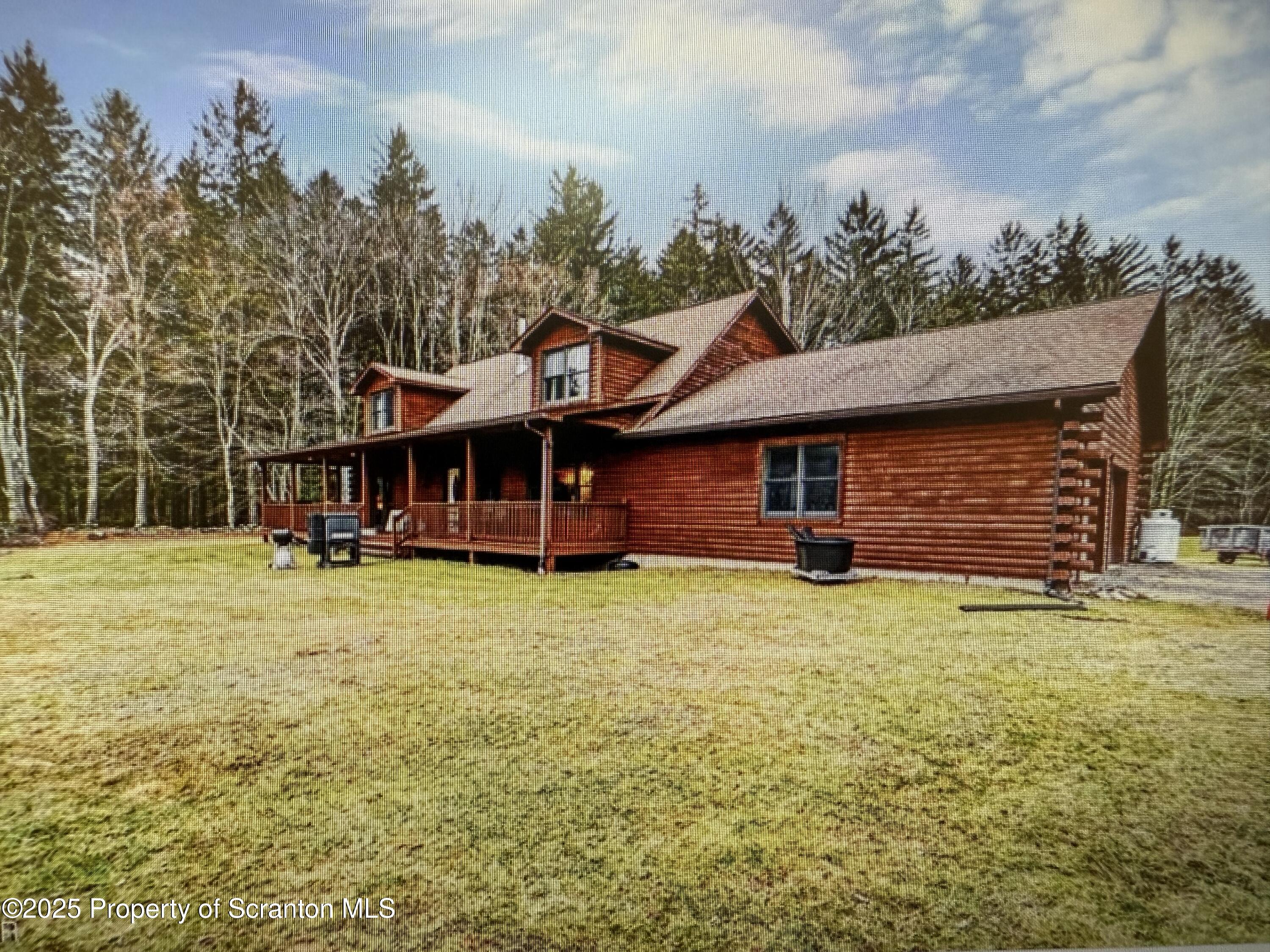 571 Stock Farm Road Lake Ariel, PA 18436 - Photo 2 of 16