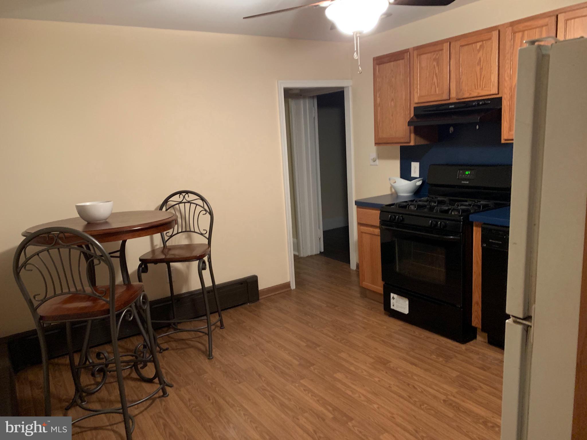 18 Ridge Boulevard Brookhaven, PA 19015 - Photo 11 of 29 Kitchen, eat in