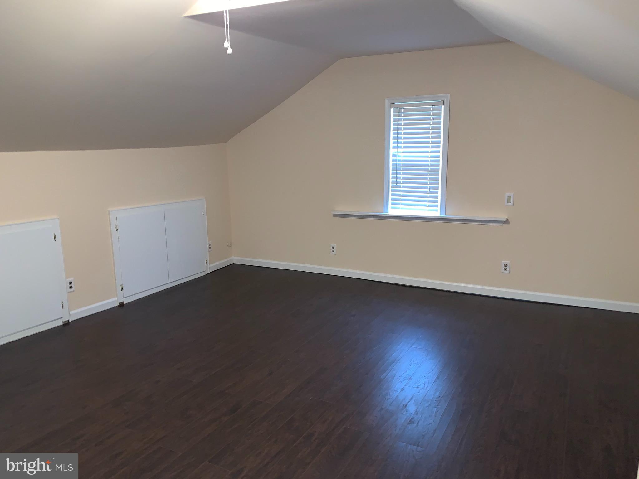 18 Ridge Boulevard Brookhaven, PA 19015 - Photo 19 of 29 Large Master suite
