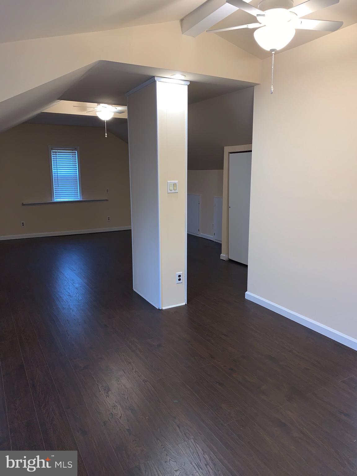 18 Ridge Boulevard Brookhaven, PA 19015 - Photo 23 of 29 Master suite