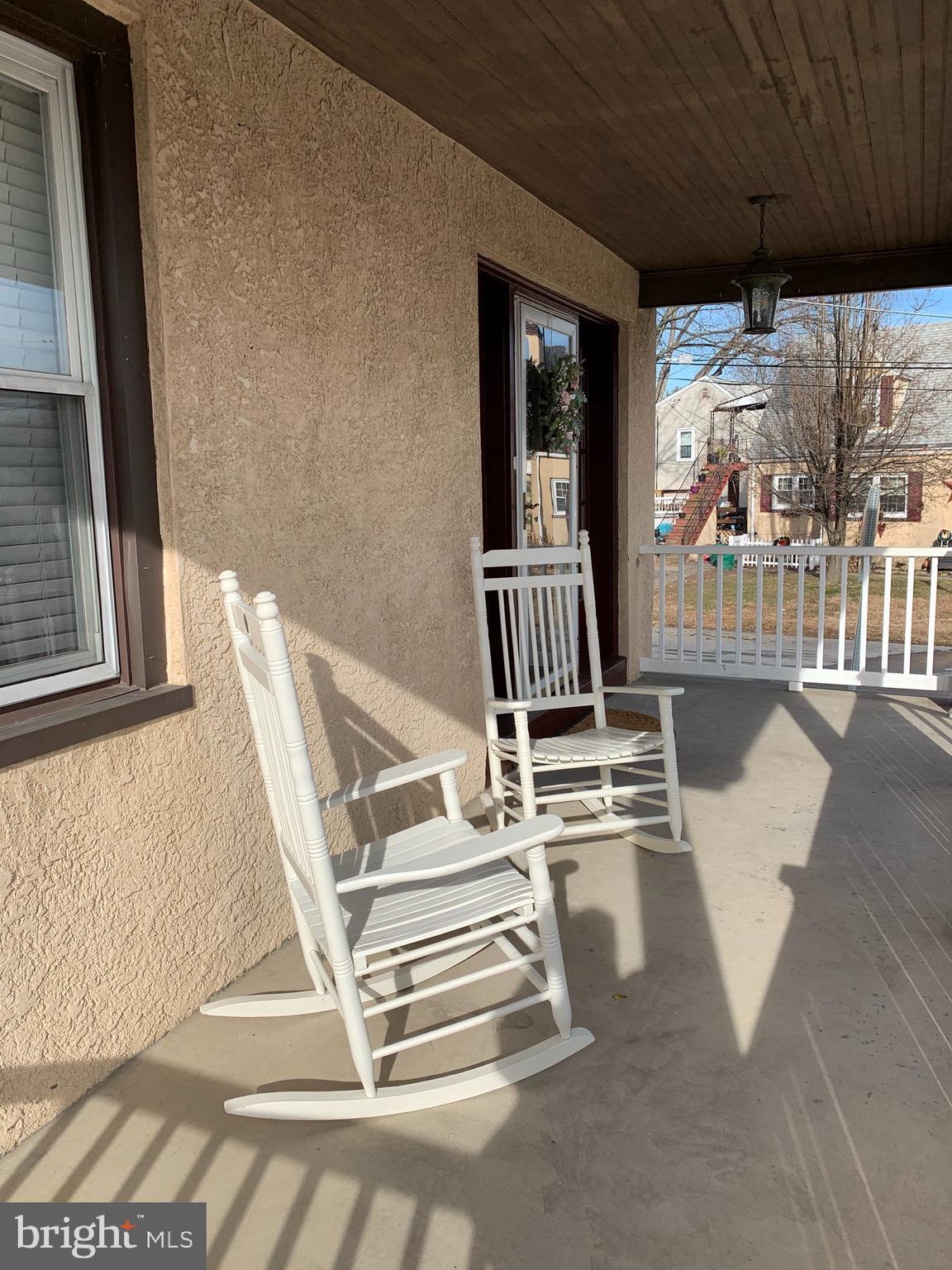 18 Ridge Boulevard Brookhaven, PA 19015 - Photo 5 of 29 Front relaxing porch