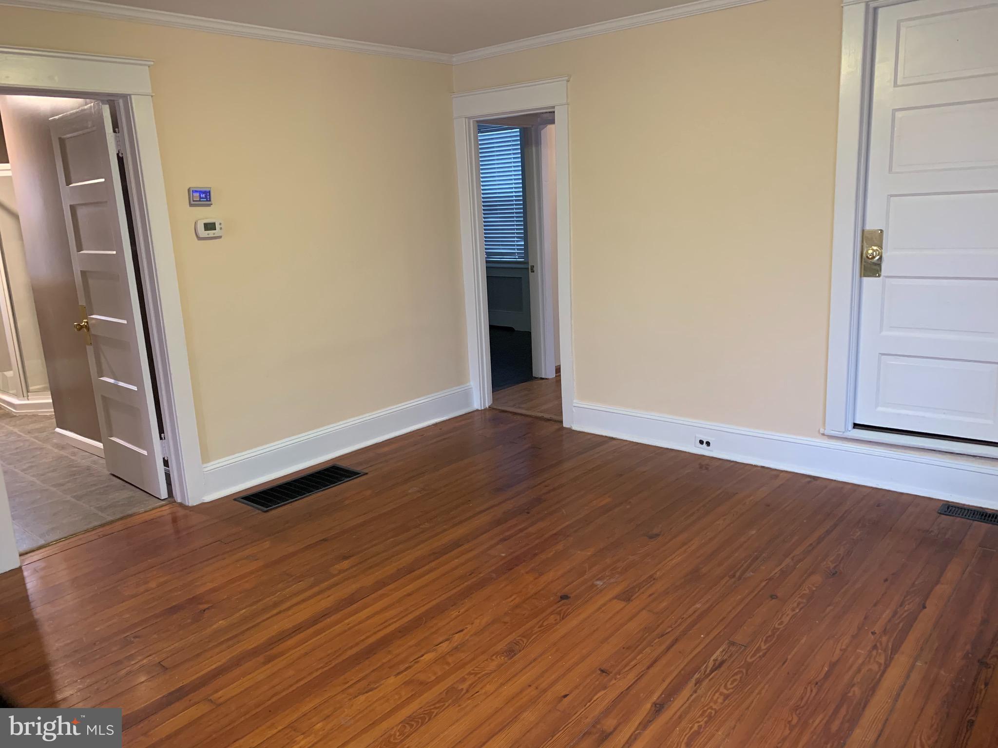 18 Ridge Boulevard Brookhaven, PA 19015 - Photo 9 of 29 Dining room