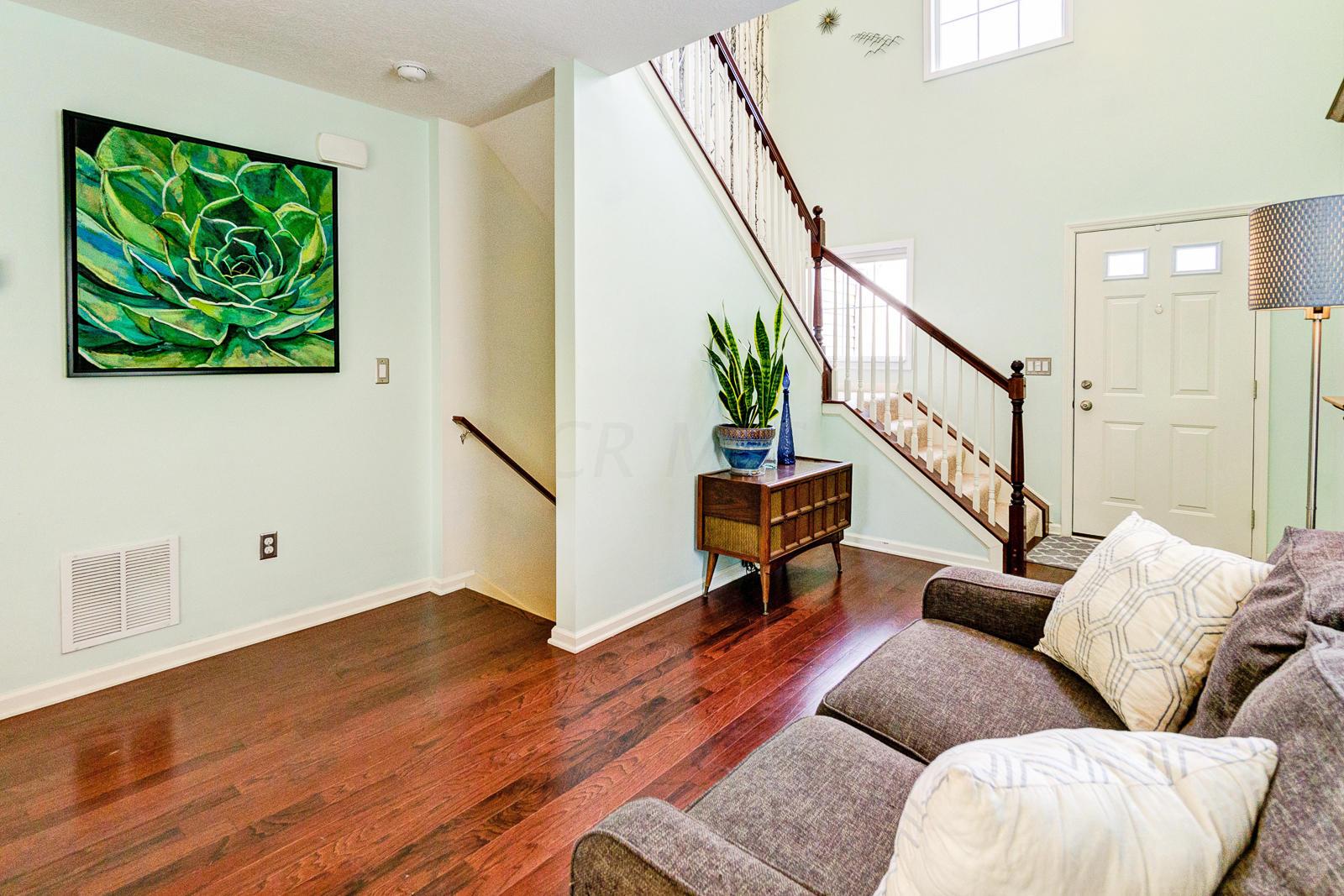 8333 Bruntsfield Road Columbus, OH 43235 - Photo 3 of 32 Gallery Image 3