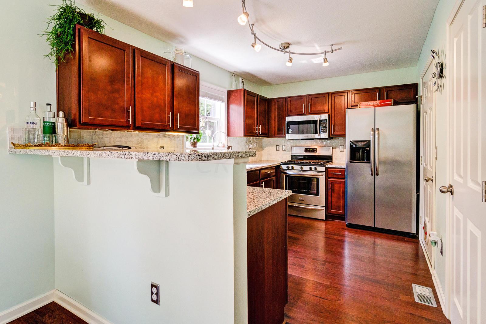 8333 Bruntsfield Road Columbus, OH 43235 - Photo 7 of 32 Gallery Image 7