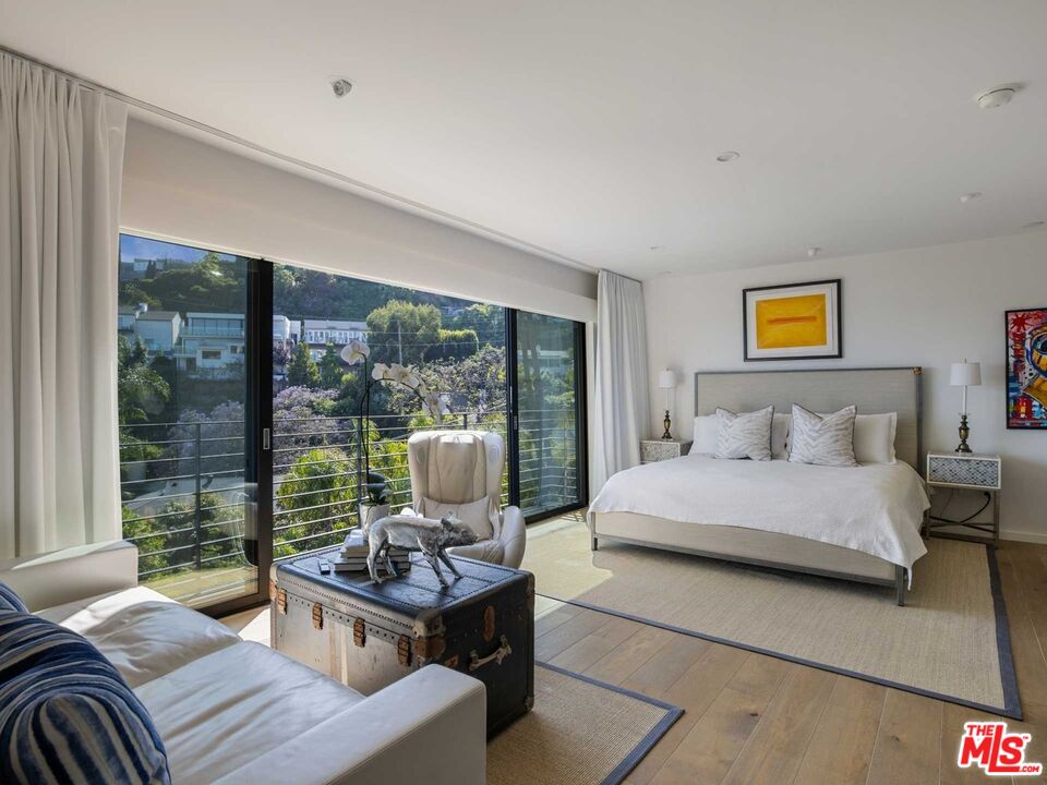 8480 Harold Way Los Angeles, CA 90069 - Photo 20 of 43