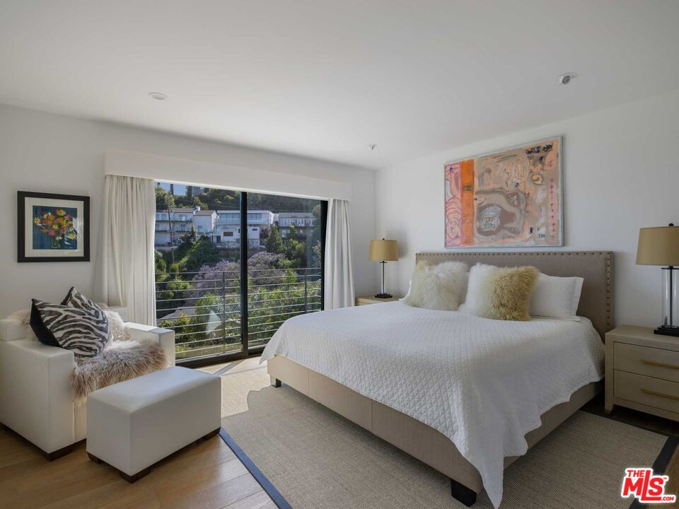 8480 Harold Way Los Angeles, CA 90069 - Photo 24 of 43
