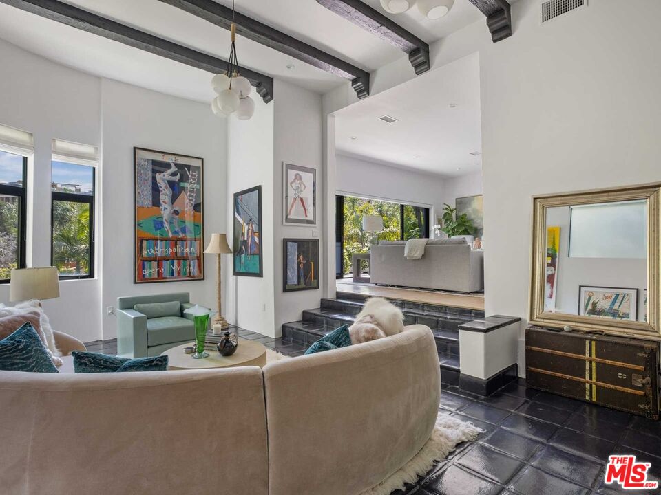 8480 Harold Way Los Angeles, CA 90069 - Photo 31 of 43