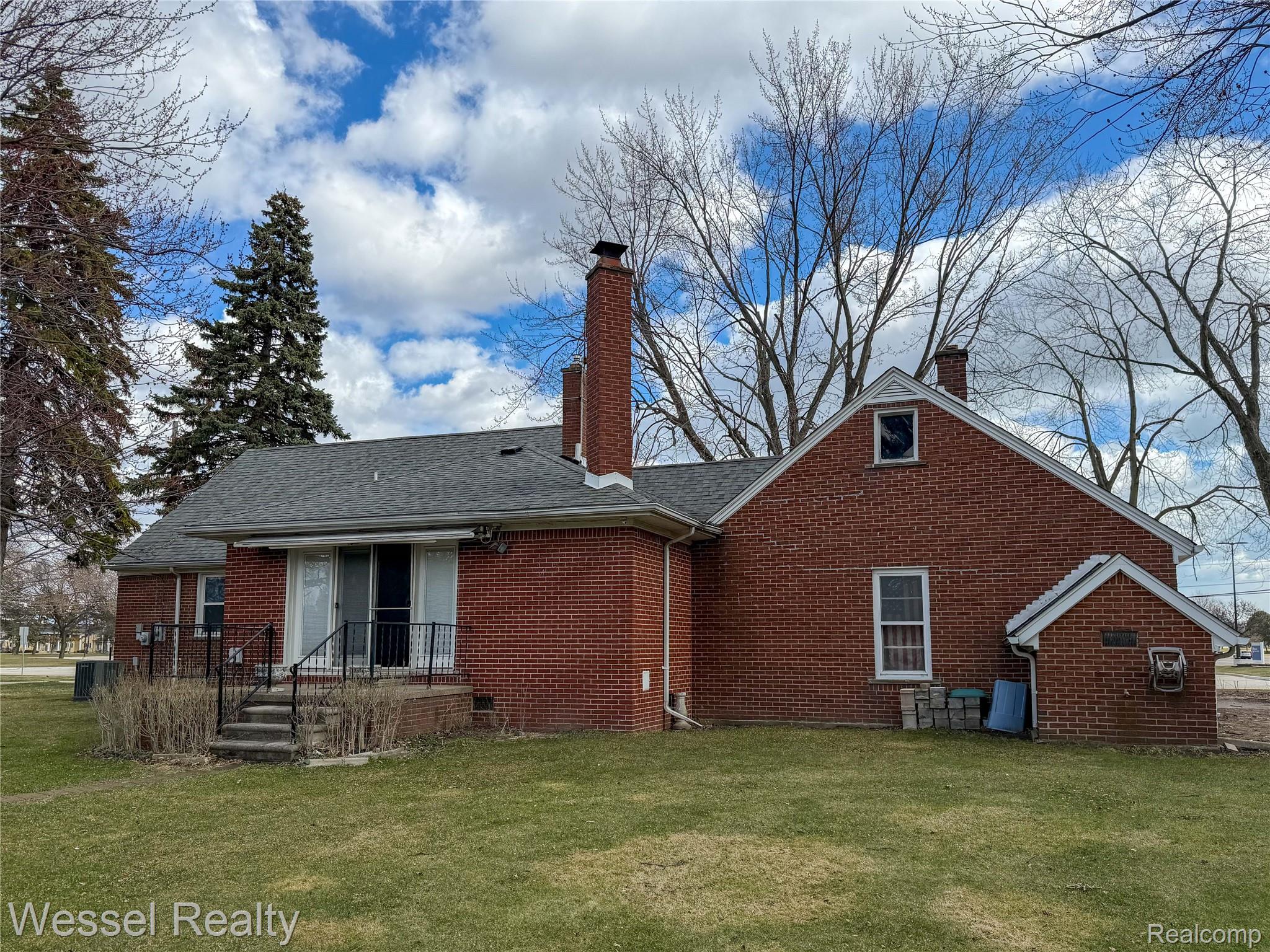 28771 Bunert Road Warren, MI 48088 - Photo 41 of 43 b-902.jpg