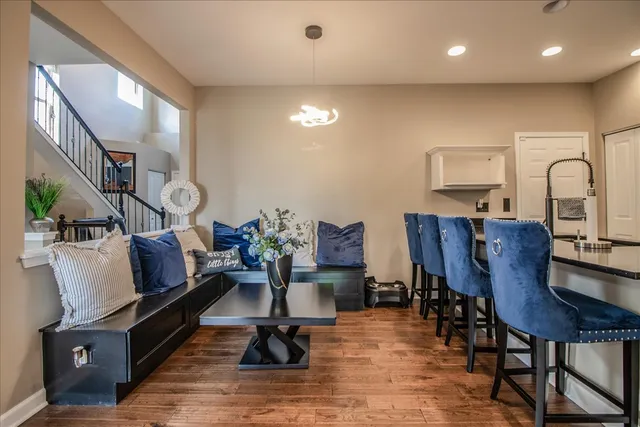 $499,999 | 2783 Blakely Lane, Naperville, IL 60540