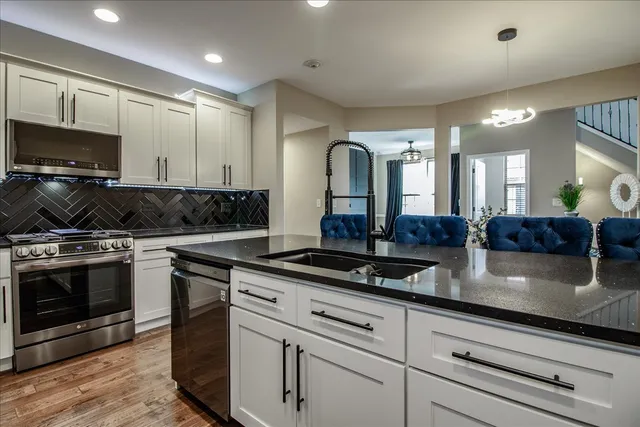 $499,999 | 2783 Blakely Lane, Naperville, IL 60540