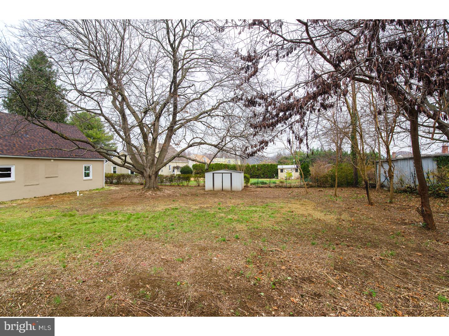 504 Lockheed Avenue Reading, PA 19601 - Photo 20 of 22 Exterior Back
