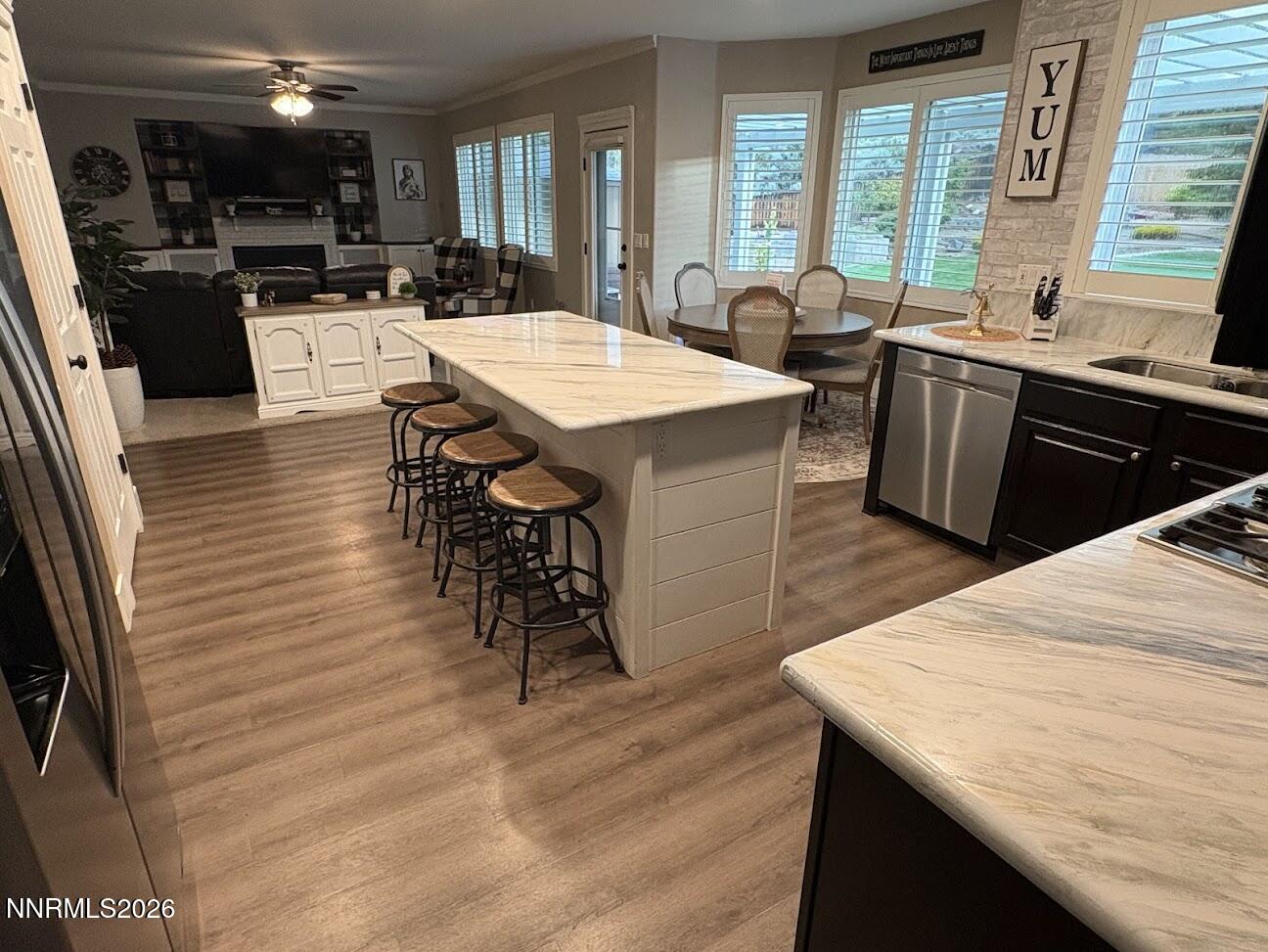 4290 Great Falls Loop Reno, NV 89511 - Photo 10 of 43 10) 73262-6a3733be1d708