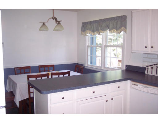 366 Bay Road Belchertown, MA 01007 - Photo 14 of 29 Gallery Image 14