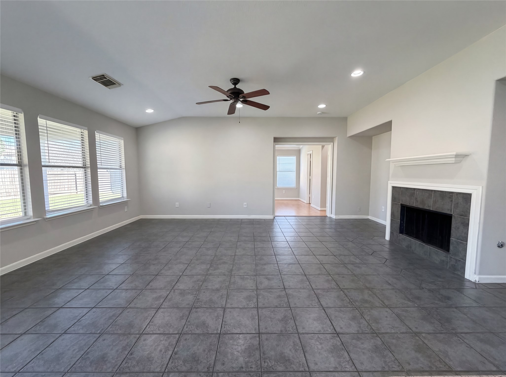 19822 Rippling Brook Lane Tomball, TX 77375 - Photo 7 of 18