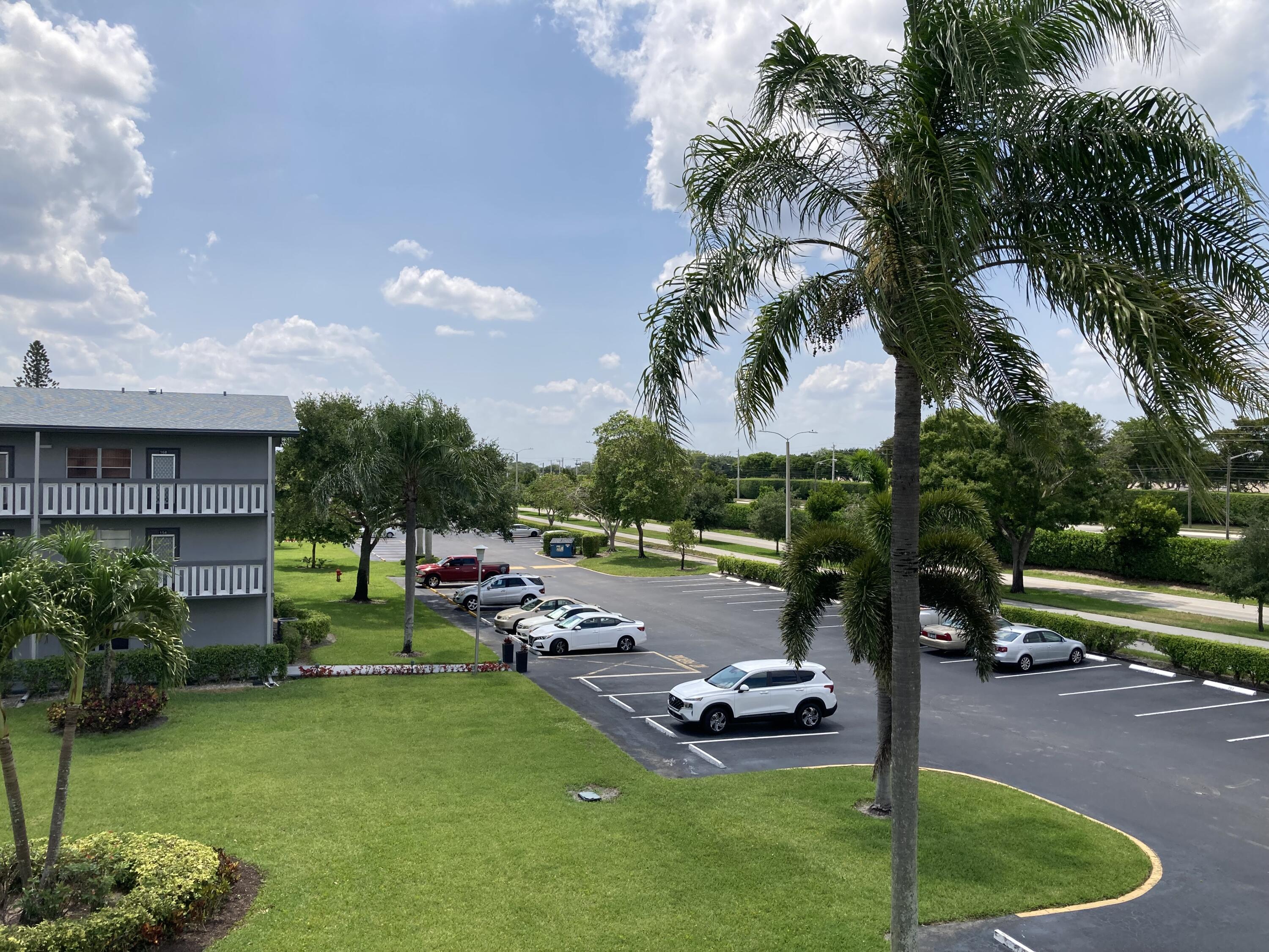 156 Suffolk F, Unit 156 Boca Raton, FL 33434 - Photo 25 of 29 IMG_2795