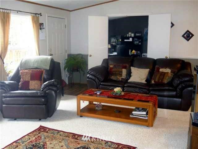 540 Stella Road Longview, WA 98632 - Photo 2 of 14