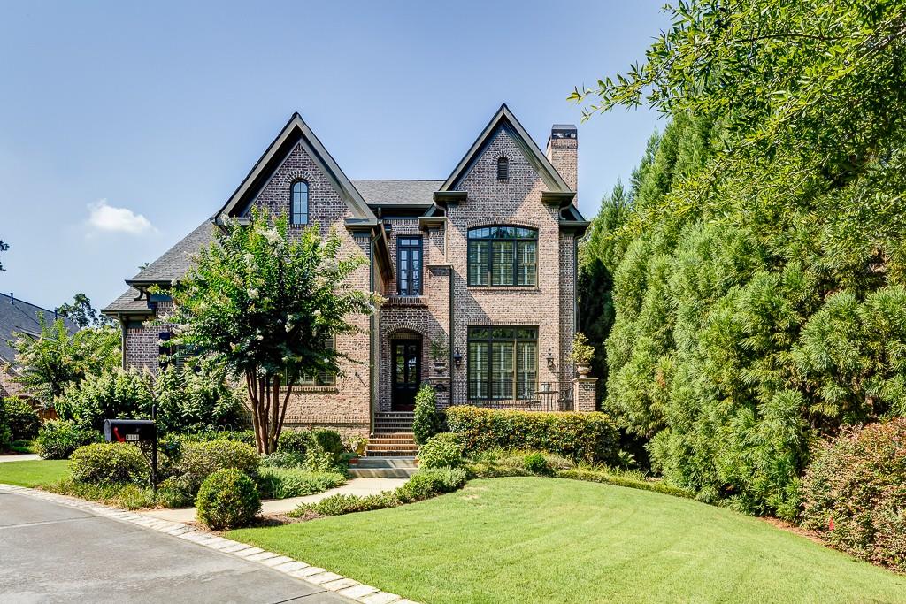 4158 Wieuca Road Northeast Atlanta, GA 30342 - Photo 1 of 1 View of house from private drive