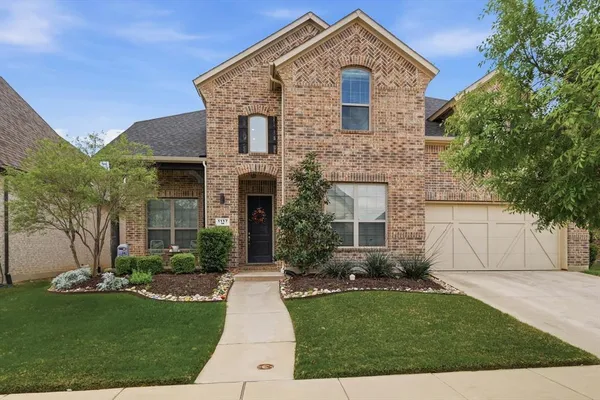 $690,000 | 1117 12th Street, Argyle, TX 76226