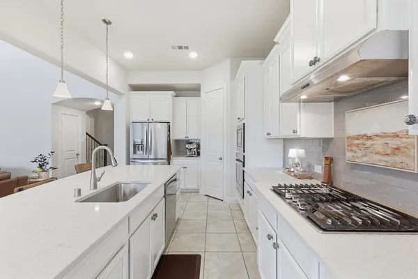 $690,000 | 1117 12th Street, Argyle, TX 76226