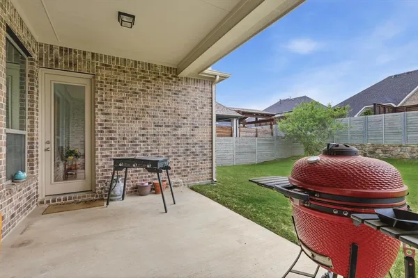 $690,000 | 1117 12th Street, Argyle, TX 76226