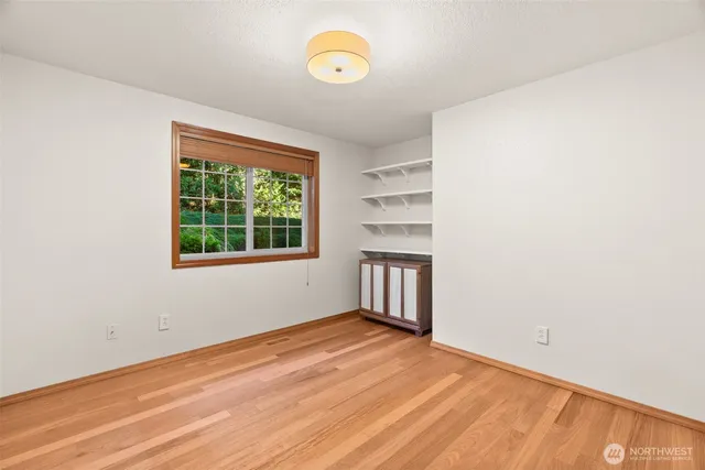 $884,000 | 1124 Canning Court Southwest, Olympia, WA 98512