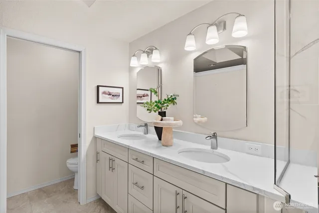 $884,000 | 1124 Canning Court Southwest, Olympia, WA 98512