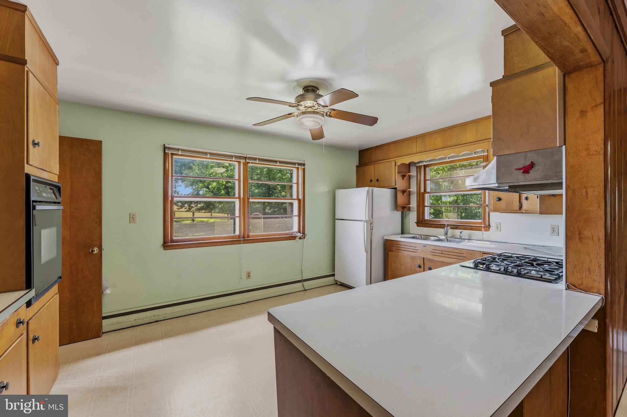 5049 Braddock Road Sykesville, MD 21784 - Photo 19 of 46