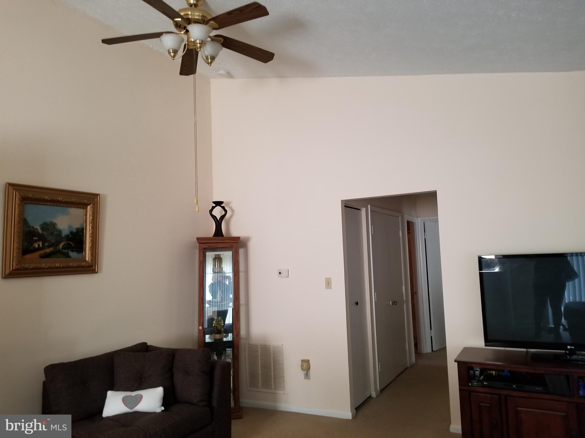 5737 Thunder Hill Road Columbia, MD 21045 - Photo 3 of 34