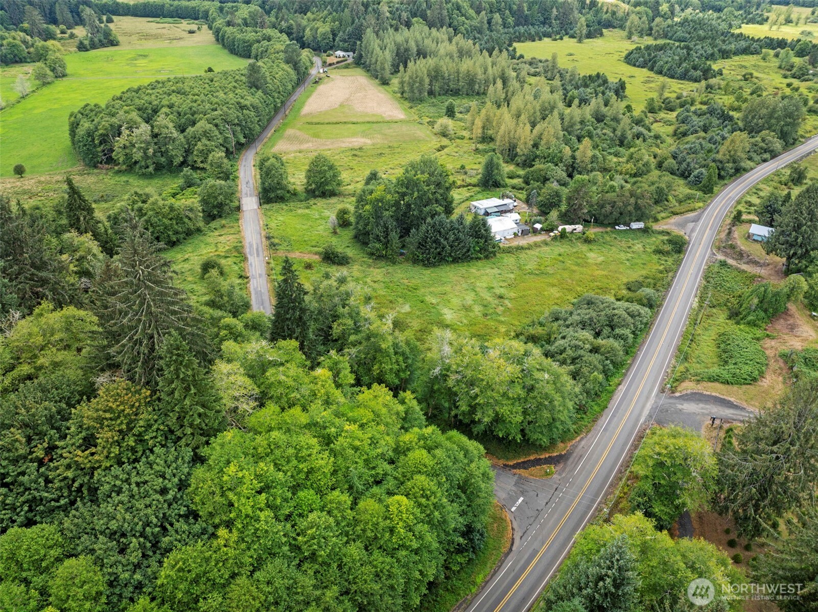 0 West State Route 4 Skamokawa, WA 98647 - Photo 8 of 8 a view of a garden with an outdoor space