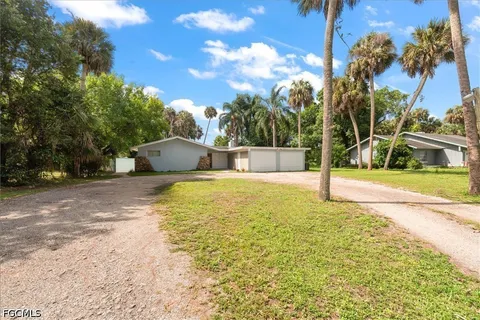 $189,000 | 319 West Mariana Avenue, North Fort Myers, FL 33903