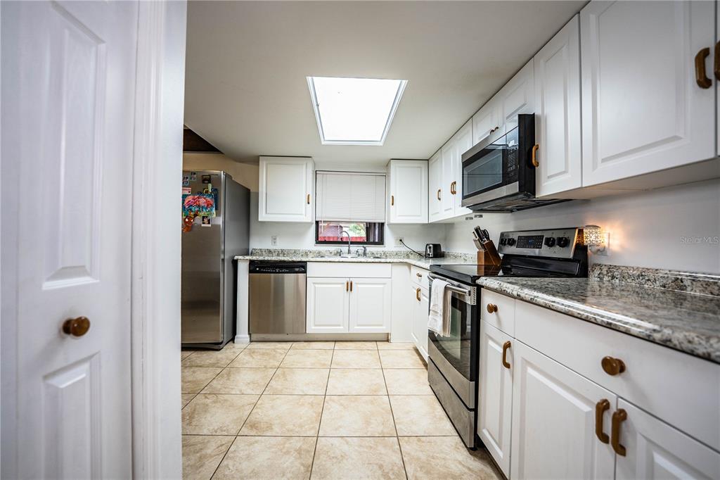 207 24th Court Southwest Winter Haven, FL 33880 - Photo 16 of 75